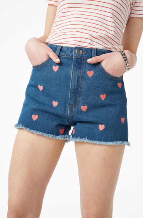 Heart Jeans Shorts | Wendy - Red Velvet | K-Fashion at Fashionchingu