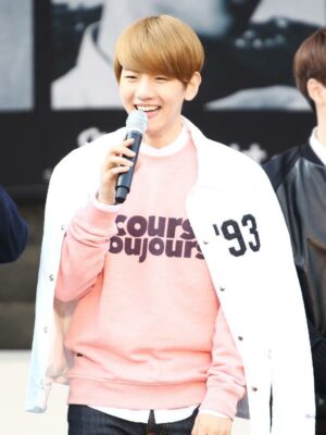 Pink Cours Toujours Sweatshirt | Baekhyun – EXO