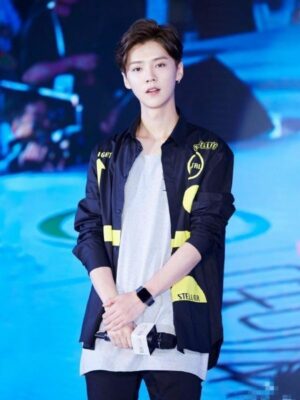 Yellow Black Shirt | Luhan – EXO