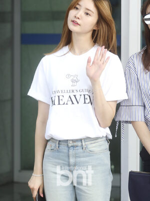 White Traveller’s Guide To Heaven T-Shirt | Junghwa – EXID