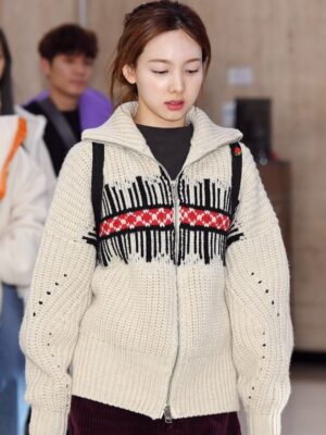 Beige Loose Stand Collar Knit Jacket | Nayeon – Twice