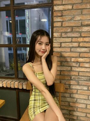 Green Plaid Slim Fit Sleeveless Dress | Miyeon – (G)I-DLE