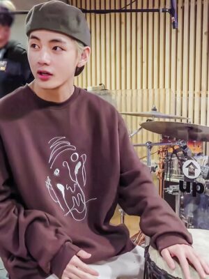 Brown Abstract Face Sweater | Taehyung – BTS