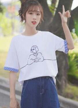 White Cool Casual Graphic T-Shirt