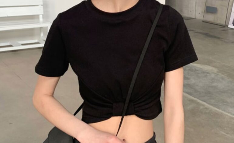 Pitch Black Cropped Knotted T-Shirt | IU