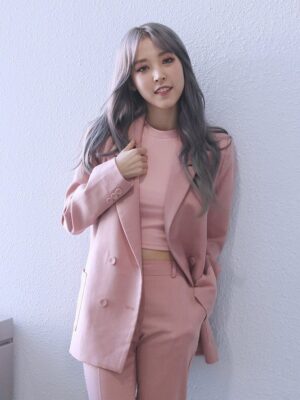 Pink Casual Suit Jacket and Trousers | Moonbyul – Mamamoo