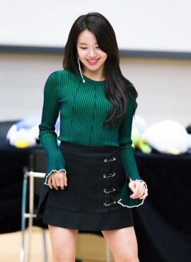 Black Mini Skort With Pins  | Chaeyoung- Twice