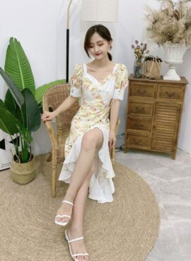 Yellow And White Floral Ruffled Dress | Rose - BlackPink