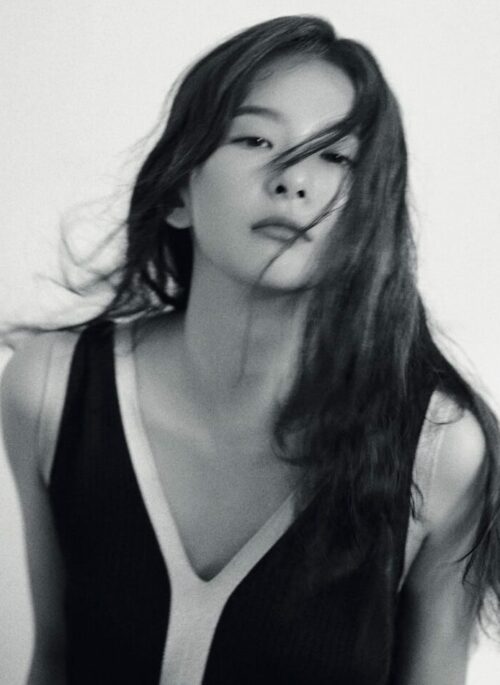 Black and White Long Dress | Seulgi - Red Velvet