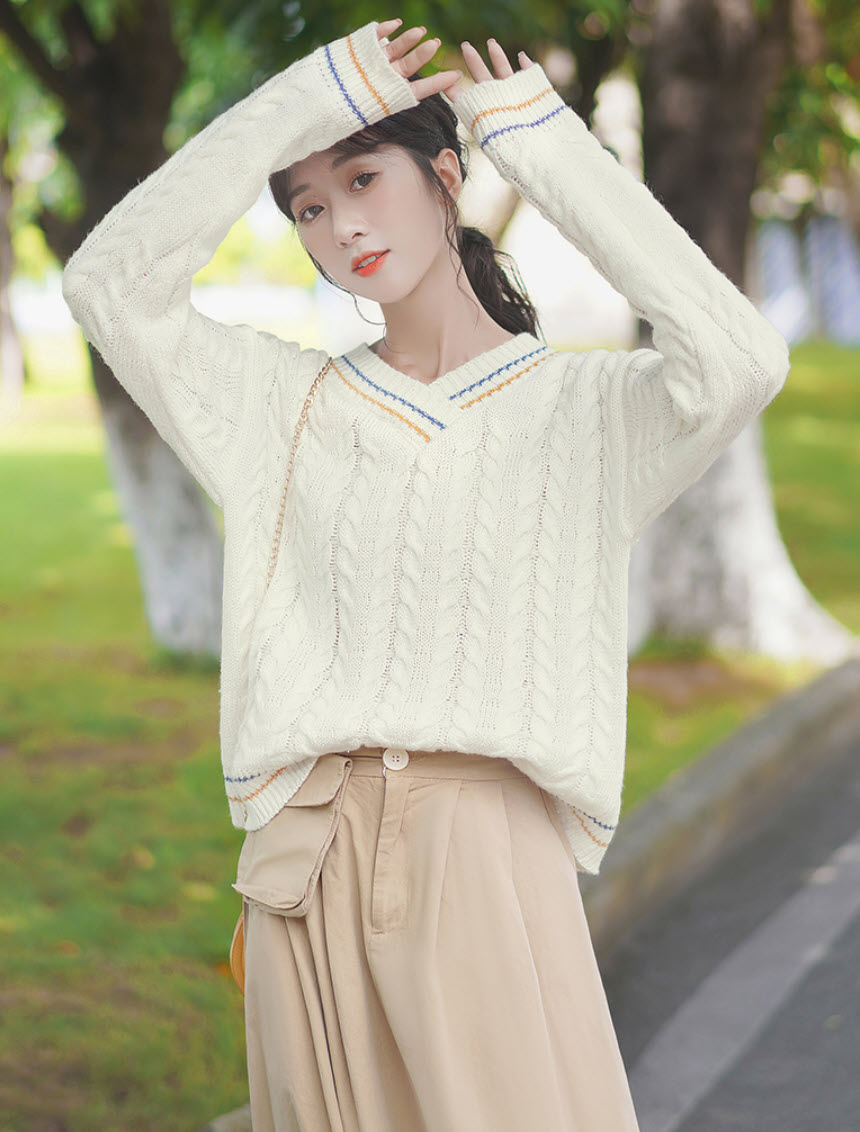 Grey Teddy Bear Sweater, J-Hope - BTS - Fashion Chingu