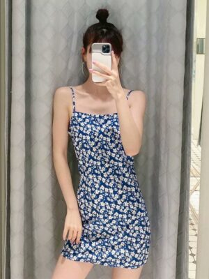 Lisa – BlackPink Blue Floral Sling Dress (17)