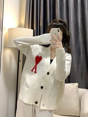 Hyunjin – Stray Kids White Knitted Ace of Hearts Cardigan (9)
