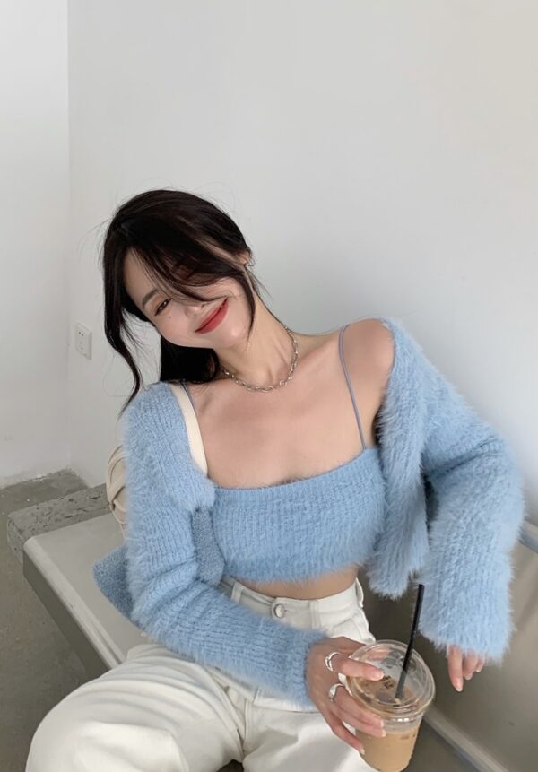 Blue Fluffy Sleeveless Top and Cardigan Set | Soyeon – (G)I-DLE