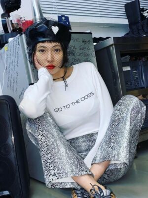 White Go To The Dogs Long Sleeve Crop Top | Hyuna