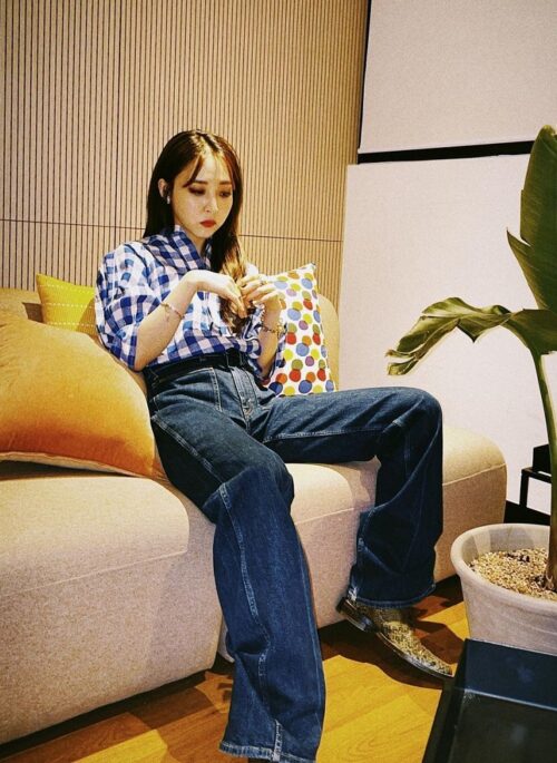 Navy Blue Jeans With Front Pockets | Moonbyul – Mamamoo