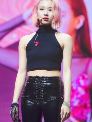 Black Lace-Up Leather Pants | Chaeyoung – Twice