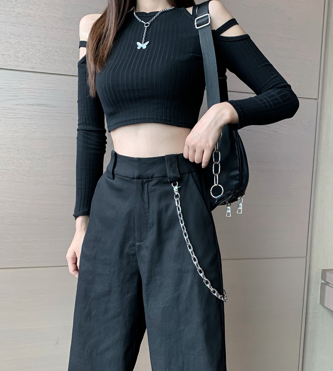 Black Pants With Chain | Lisa - Blackpink | K-Fashion at Fashionchingu