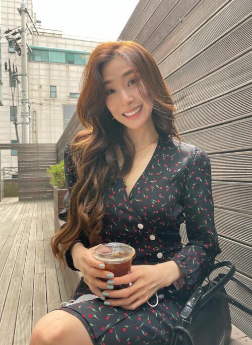 Black Floral Single-Breasted Wrap Dress | Tiffany - Girls Generation