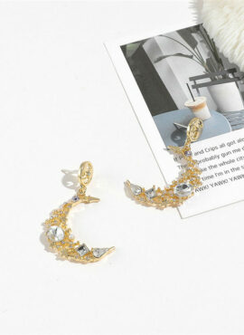 Gold Crystal Crescent Earrings | Dahyun - Twice
