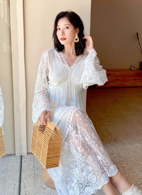 White Long Lace Dress | IU - Hotel Del Luna