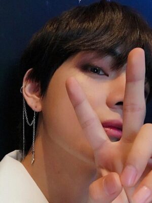 Silver Long Double Buckle Earring | Taehyung – BTS