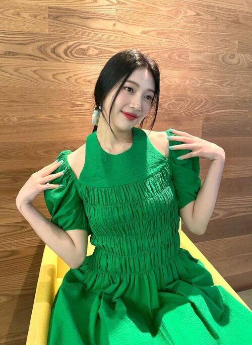 Green Puff Sleeve Halter Dress | Joy - Red Velvet