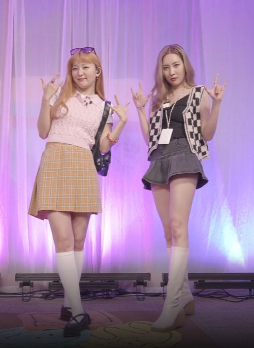 Orange Plaid Pleated Skirt | Seulgi – Red Velvet