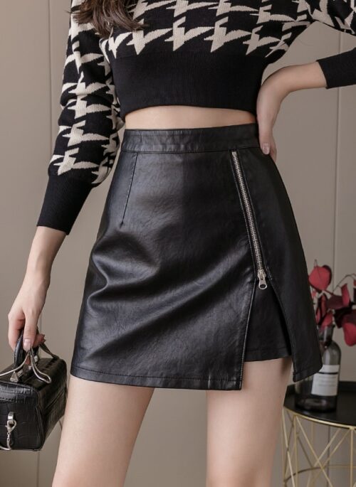 Black Zip-Front Leather Skirt | E:U - Everglow