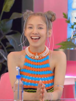White Multi-Layered Pearl Planet Necklace | Hyoyeon – Girls Generation