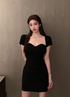 Black Sweetheart Neckline Dress | Solar - Mamamoo