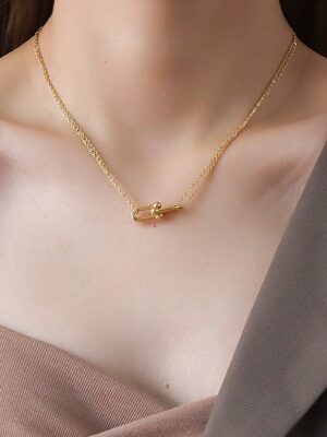 Shim Su Ryeon – Penthouse Chain Pendant Necklace (1)