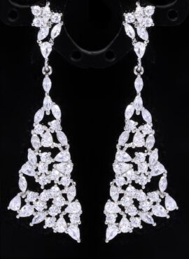 Silver Triangular Crystal Earrings | Cheon Seo Jin – Penthouse