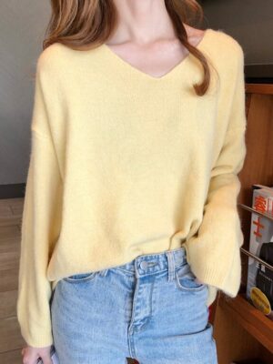 Light Yellow V-Neck Sweater Yeri – Red Velvet