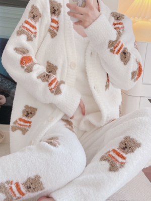 Nayeon – Twice – White Bear Cardigan And Pajama Set (9)