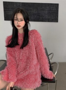 Pink Faux Fur Sweater | Lia - ITZY