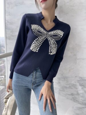 Seulgi – Red Velvet Navy Blue Beaded Bow Sweater (23)