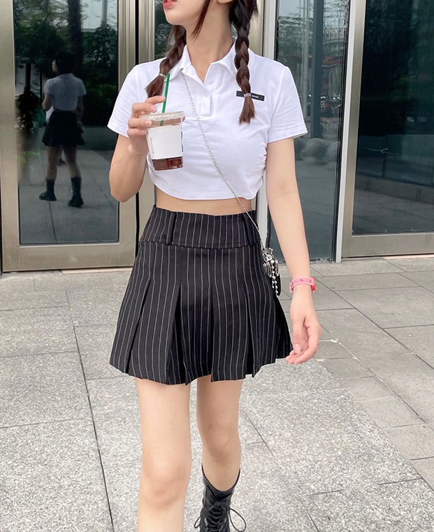 Black Stripe Pleated Skirt | Jennie – BlackPink | K-Fashion at Fashionchingu