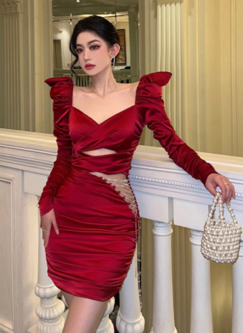 Red Diamond Chain Satin Dress | Joy – Red Velvet