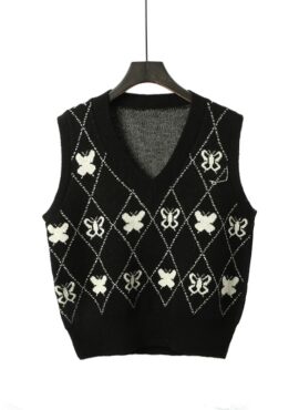 Black Butterfly Sweater Vest | Wheein - Mamamoo