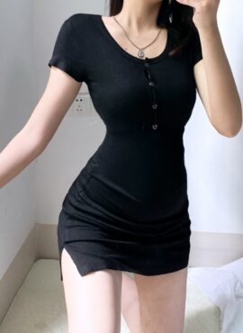 Black Knitted Short-Sleeves Dress | Olivia - Loona