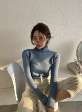 Blue Knitted Turtleneck Top | Irene - Red Velvet