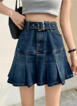 Blue Pleated Denim Skirt With Belt | Yeji - ITZY