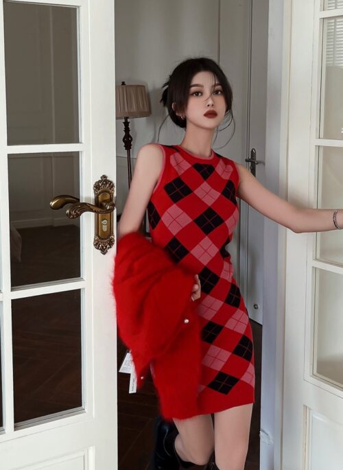 Red Argyle Mini Dress | Chaeryeong - ITZY