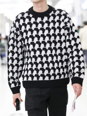 J-Hope – BTS – Black And White Houndstooth Sweater (3)