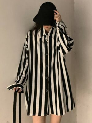 Xiumin – EXO Black Stripes Loose Long Sleeve Shirt (3)
