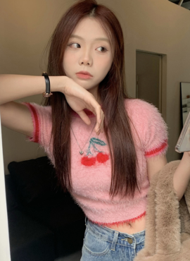 Pink Cherry Mink Cropped T-Shirt | Choerry - Loona