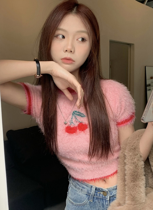 Pink Cherry Mink Cropped T-Shirt | Choerry – Loona
