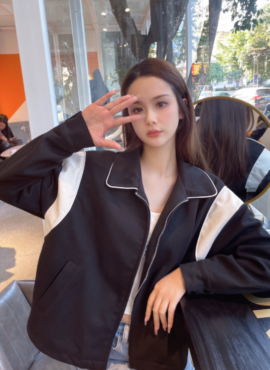 Black Polo Collar Zip Up Jacket | Wendy - Red Velvet