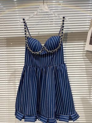 Chuu – Loona – Blue Rhinestone Striped Dress (1)