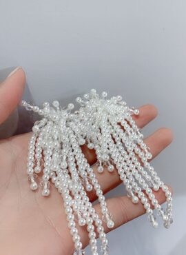 White Pearl Tassel Earrings | Hyuna